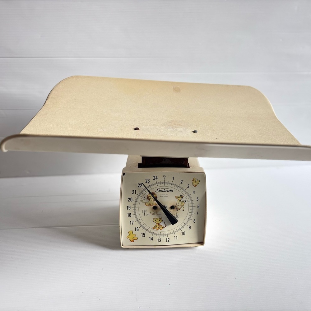 Sunbeam Nursery Scale Vintage Baby Animal Retro Kitchen